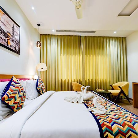Classio Royale By Io Hotels Near Golden Temple Amritsar Exterior foto